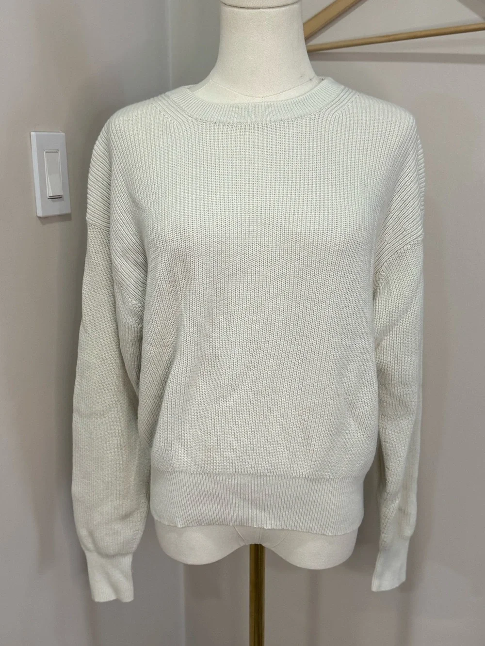 Aritzia Wilfred‎ White Knit Sweater Medium